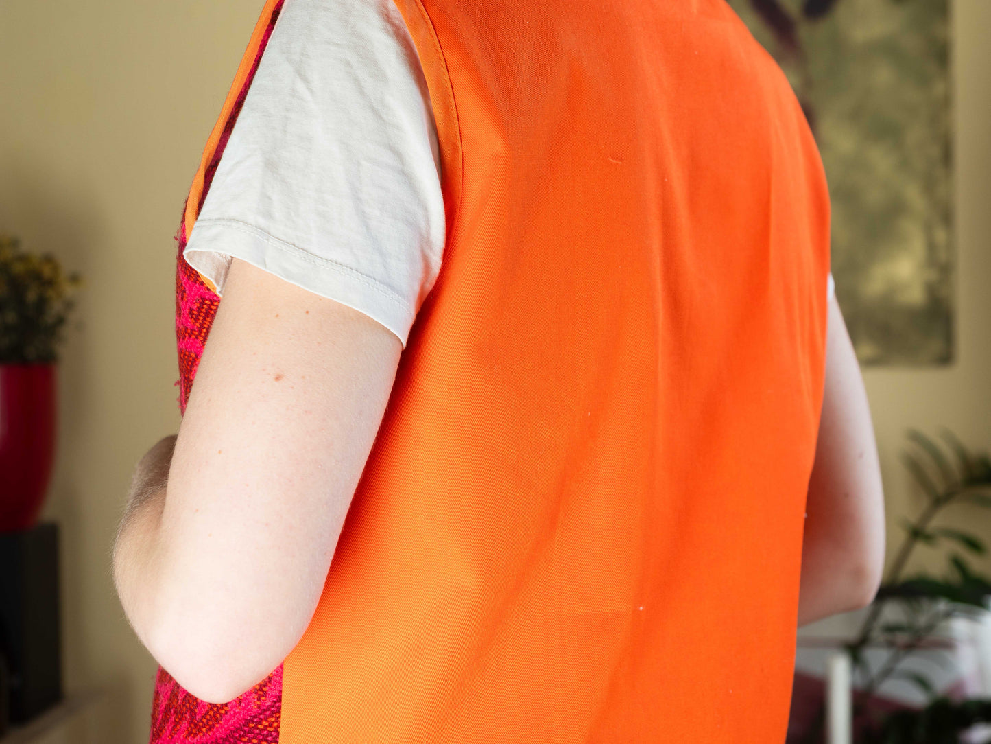 Narancs virágoskert mellény