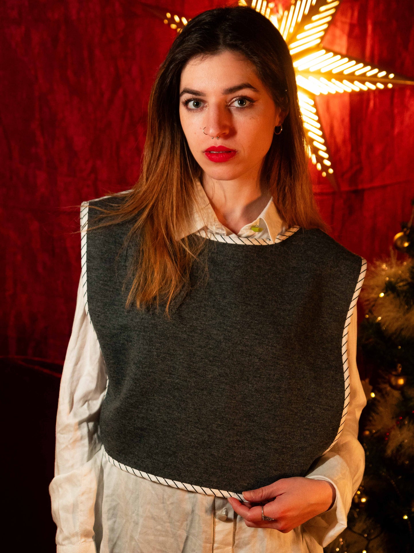 Kötött grisea kétoldalú mellény