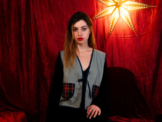 Teadélután mellény