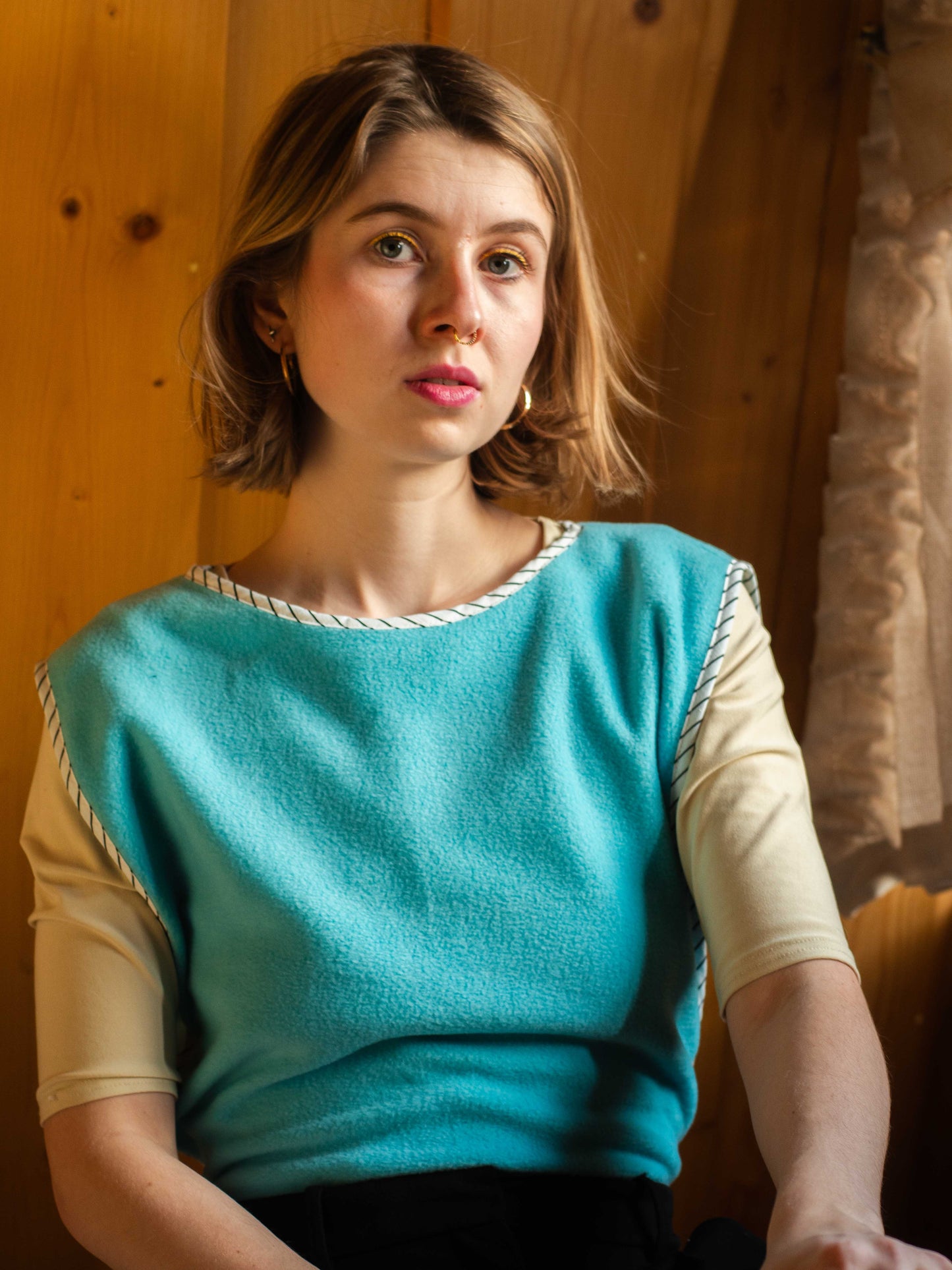 Kék polár mellény