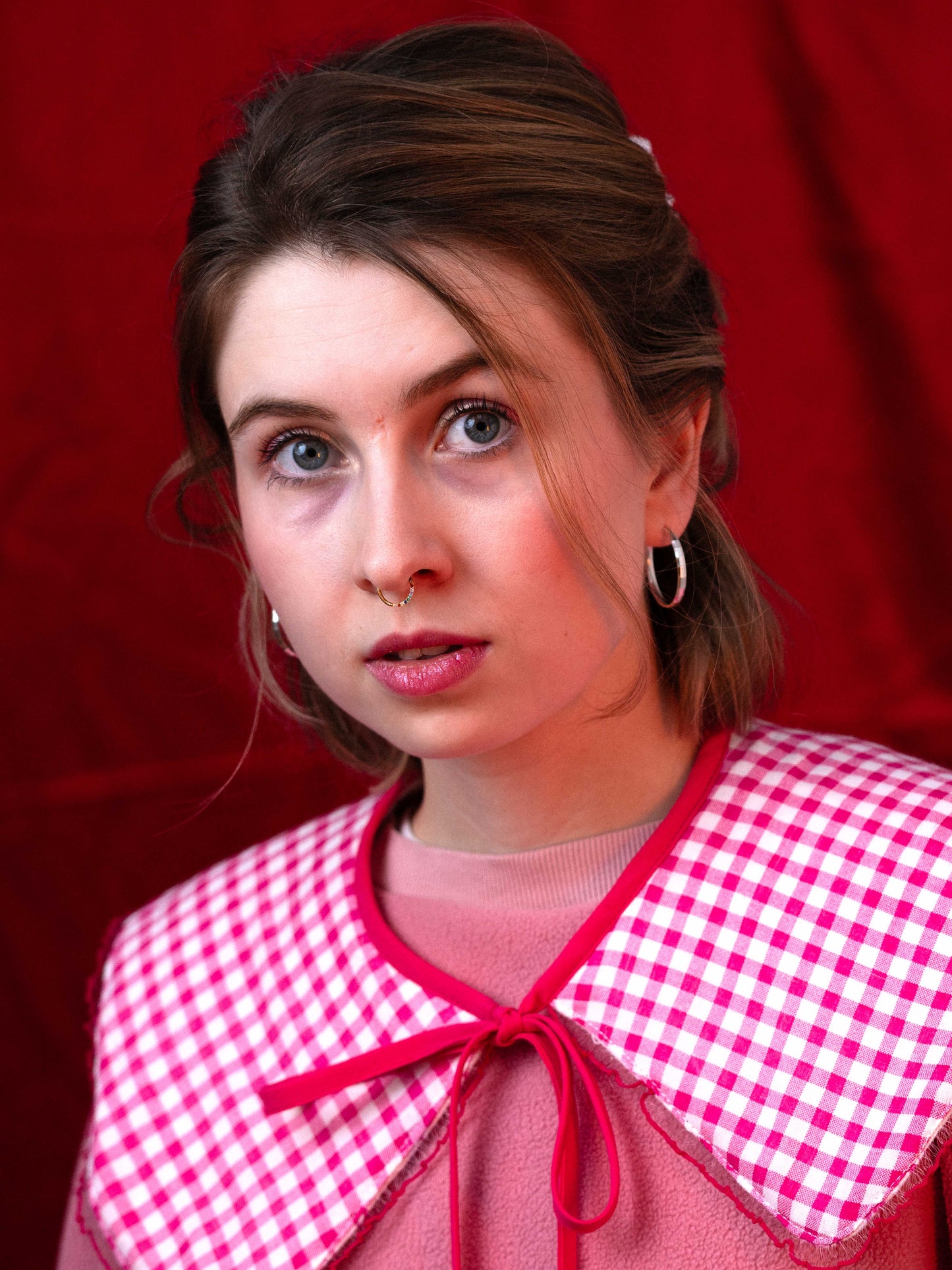 Leveles-kockás gallér