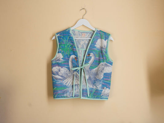 Hattyús-rózsás kifordítható mellény