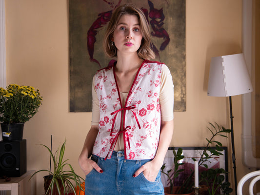 Farfalla piros-virágos felső/mellény