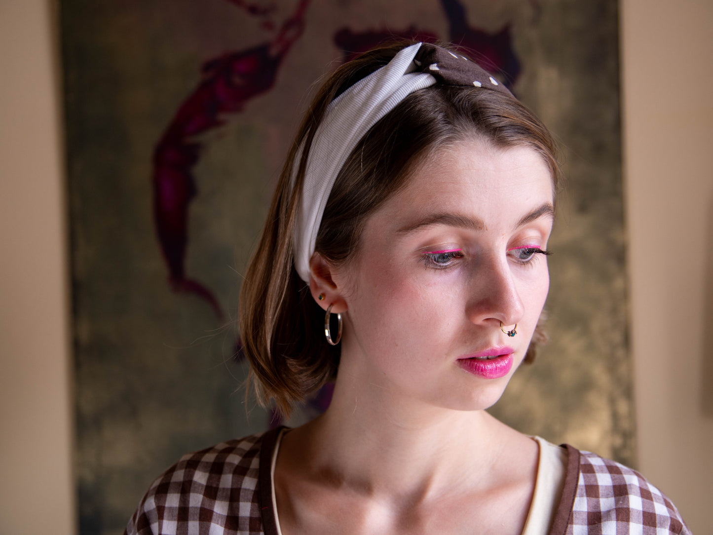 Barna-fehér hajpánt