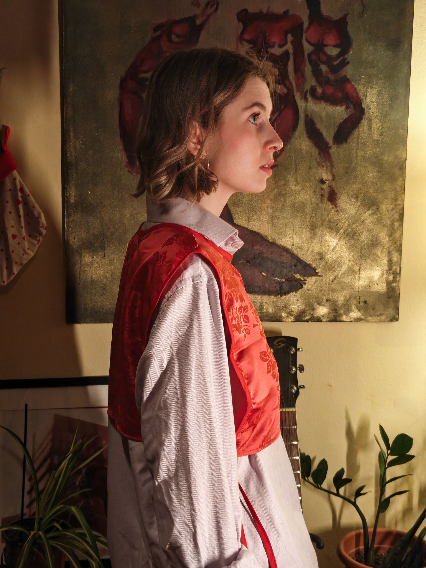 Hímzett rózsa mellény