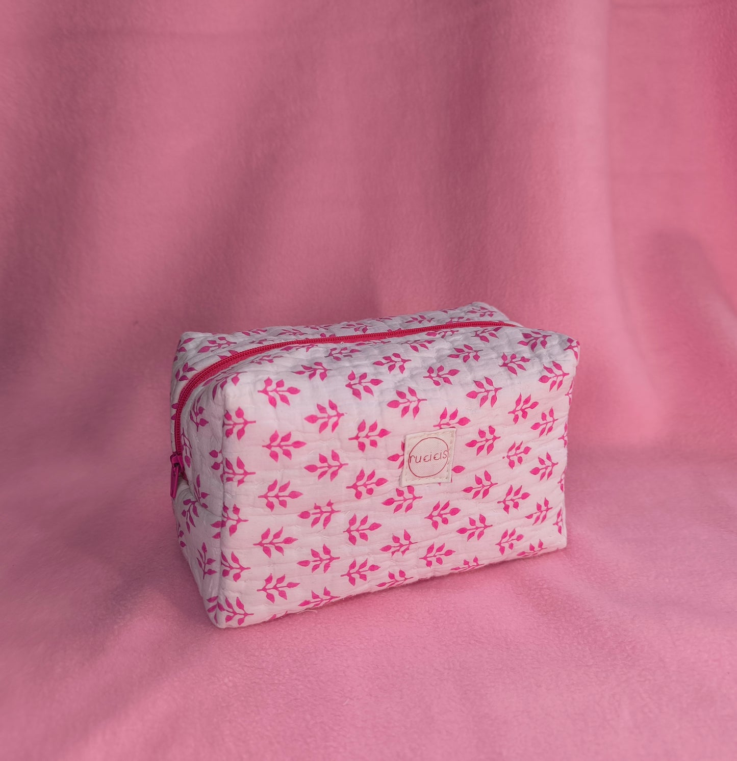 Rózsaszín leveles neszeszer