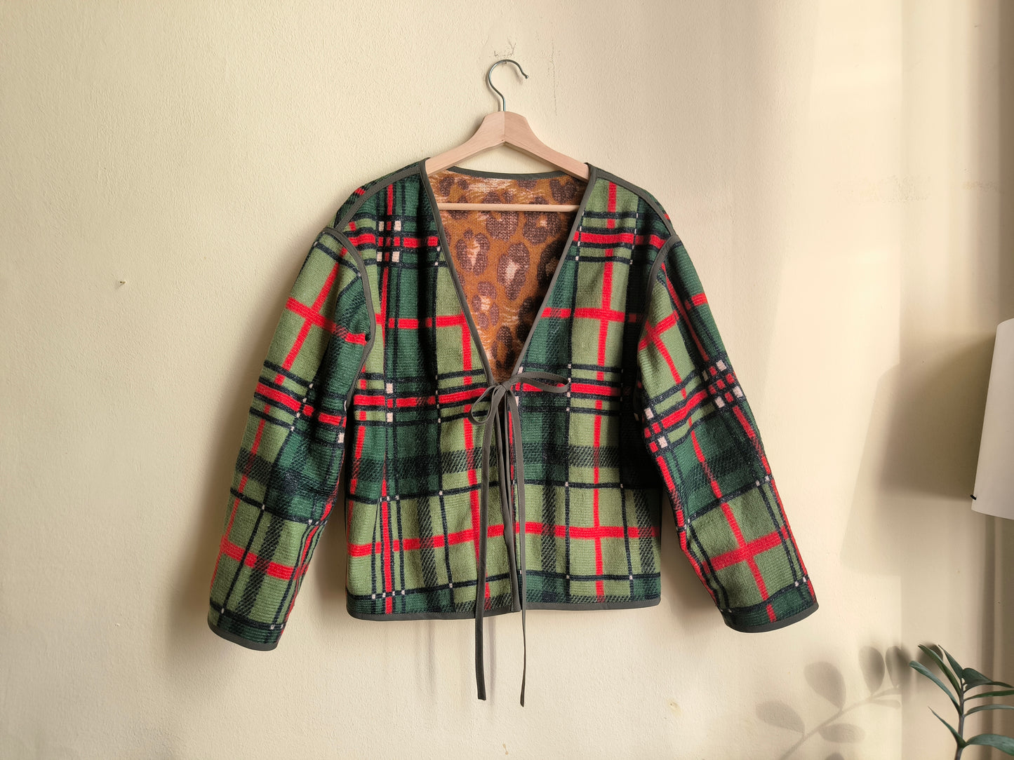 Kockás/párducos kétoldalú kardigán