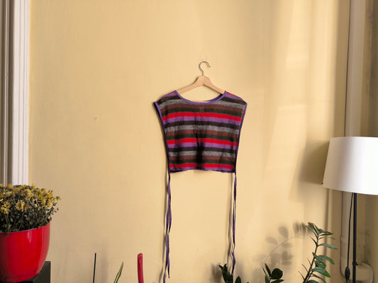 Lila-piros kötött mellény